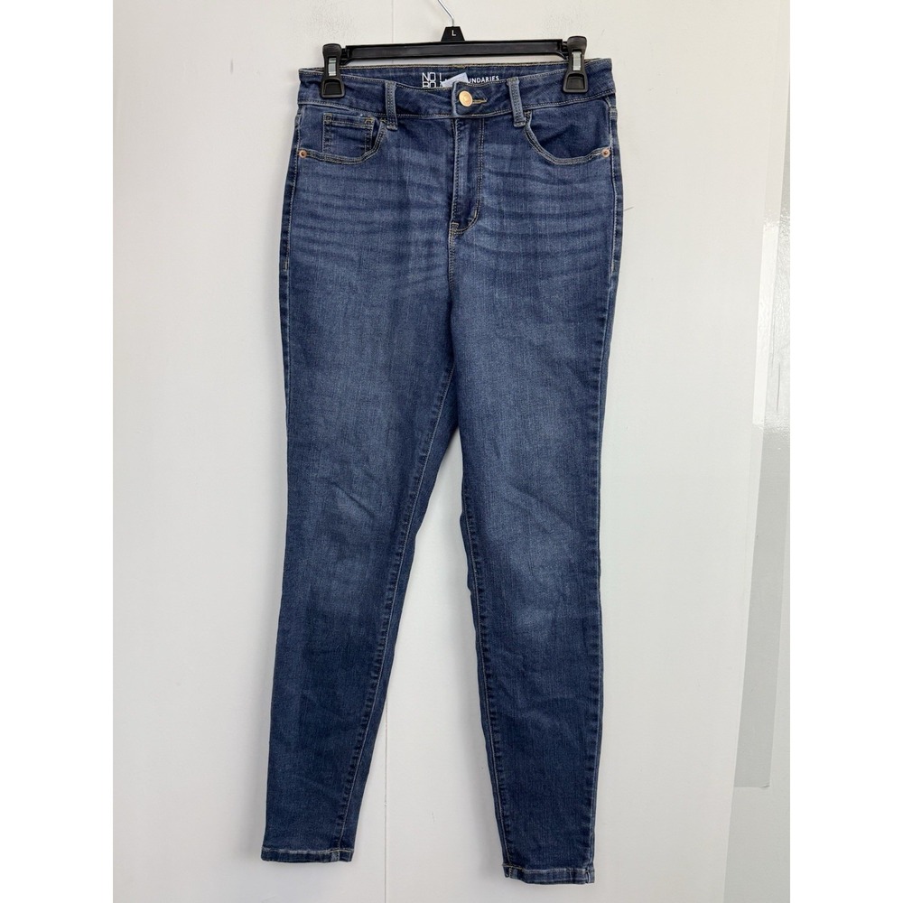 No Boundaries Women's High Rise Skinny Jeans Size 7 Stretch Blue Medium Wash